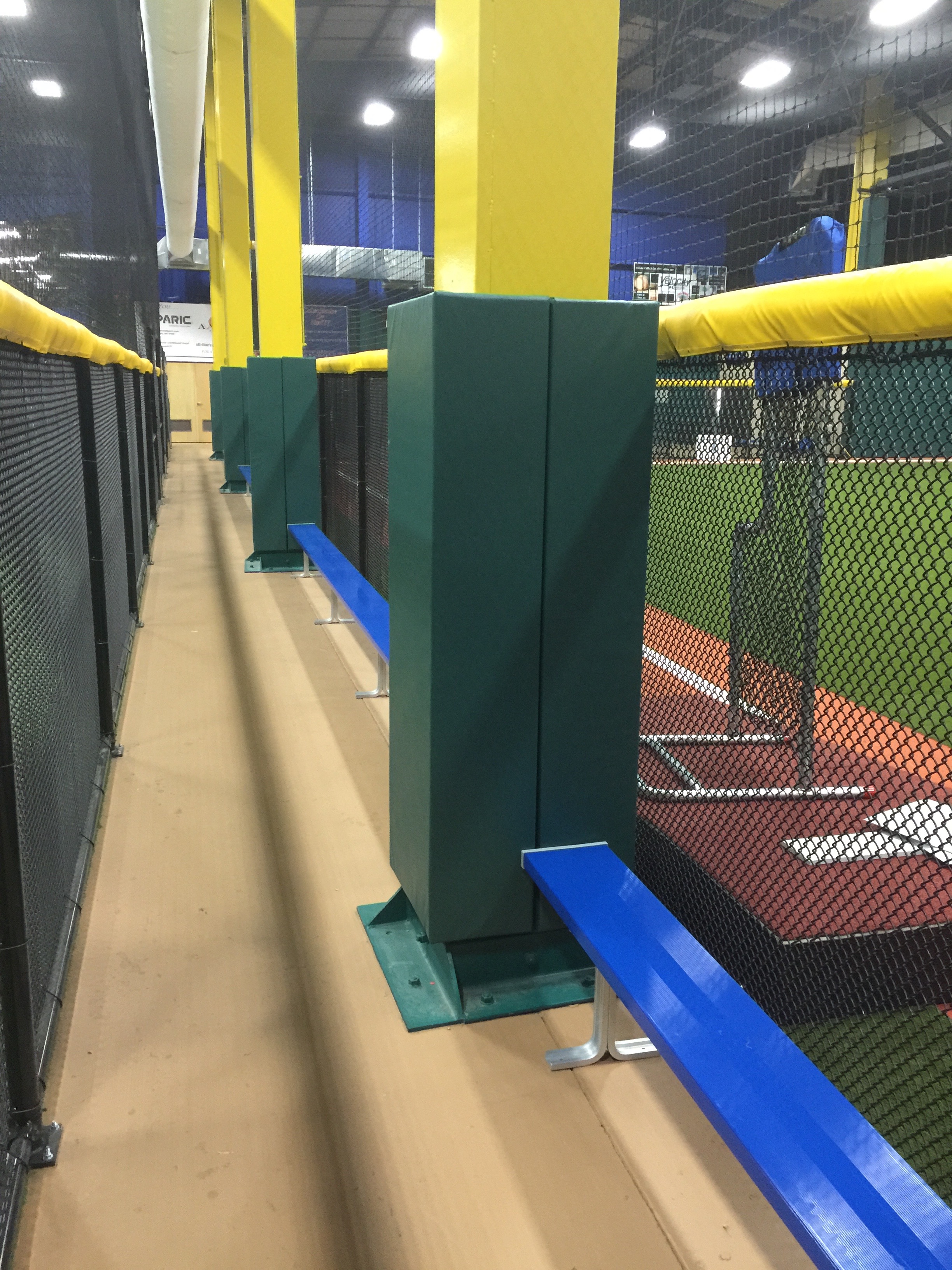 Custom Floor Mats >> Custom Column Gym Wall Pads | Corner Gym Wall Pads | AALCO ... Custom Floor Mats >> Custom Column Gym Wall Pads | Corner Gym Wall Pads | AALCO ...